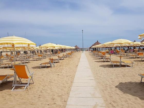 Tramonti Apartments Pescara Ngoại thất bức ảnh