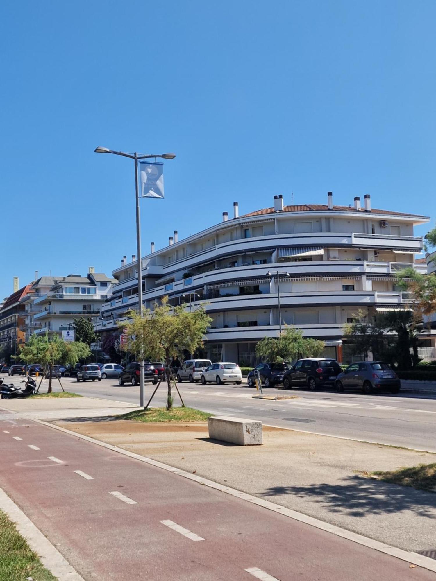 Tramonti Apartments Pescara Ngoại thất bức ảnh